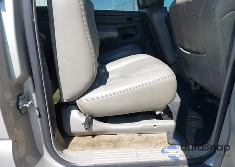 2005 Chevrolet Suburban 1500 Z71 from USA, damaged, VIN 3GNEC16Z35G157542